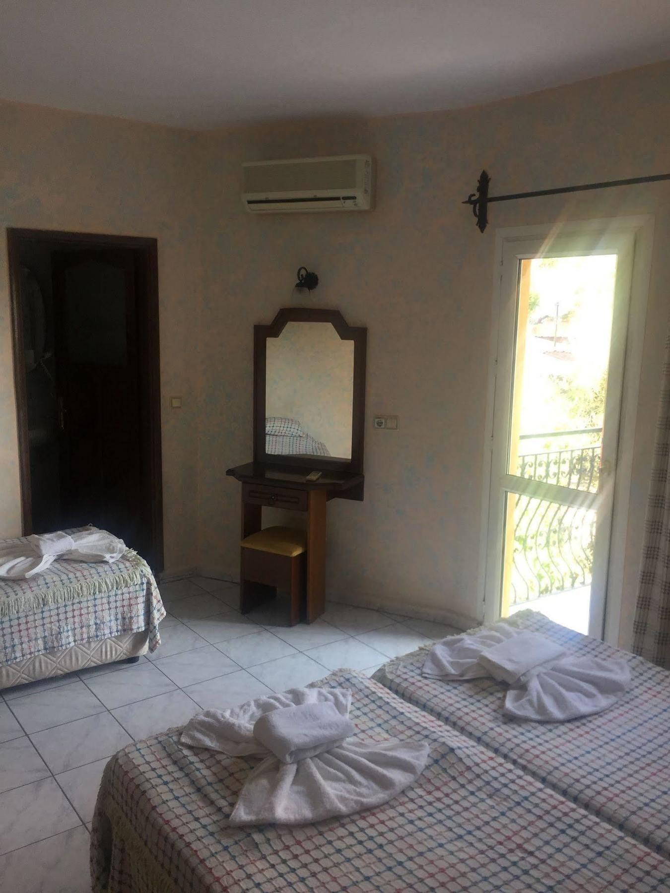 Cypriot Hotel Олудениз Екстериор снимка