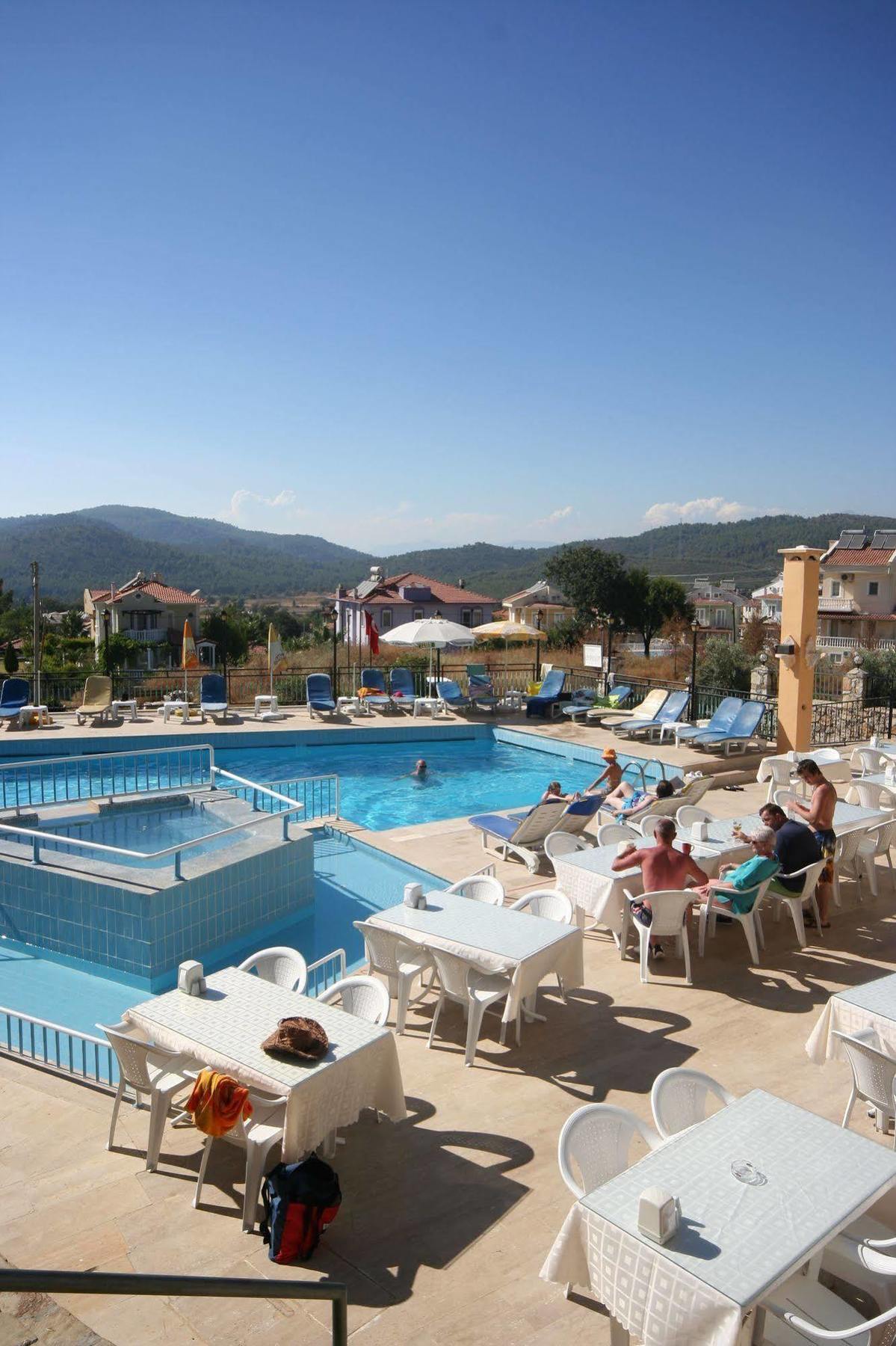Cypriot Hotel Олудениз Екстериор снимка
