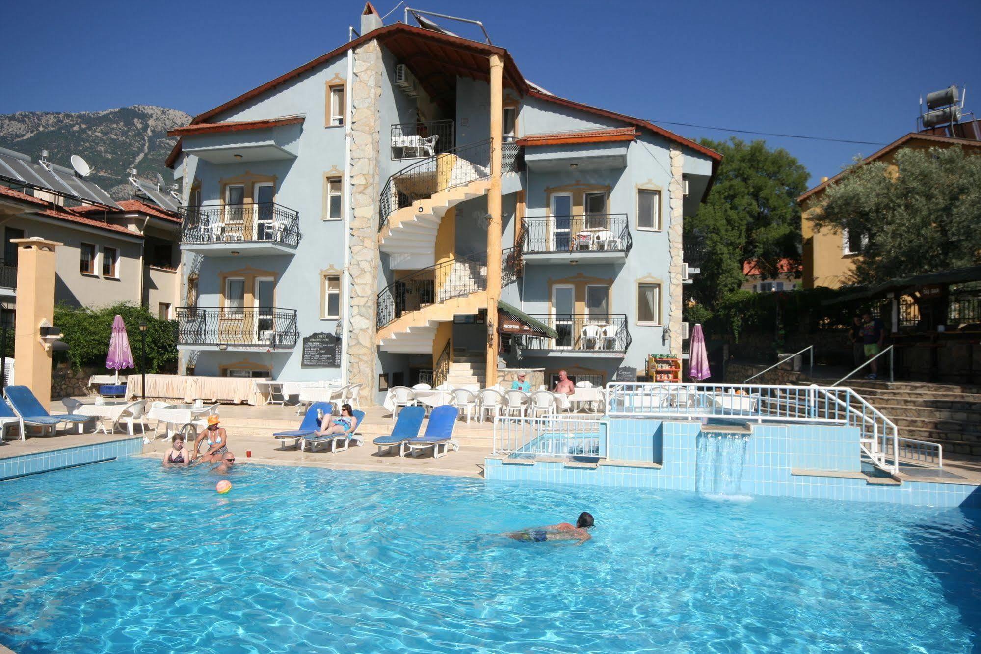 Cypriot Hotel Олудениз Екстериор снимка
